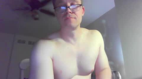 Snapshot of jamesjewels chatting on March 6, 4:08 am jamesjewels online show from March 6, 4:08 am