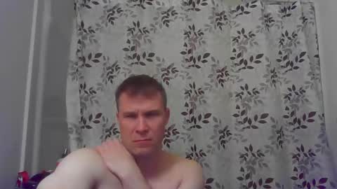 Snapshot of jamesjewels chatting on February 6, 3:59 am jamesjewels online show from February 6, 3:59 am
