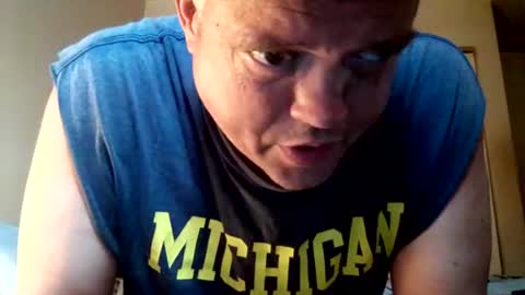 jameskamin30 online show from July 6, 3:36 pm