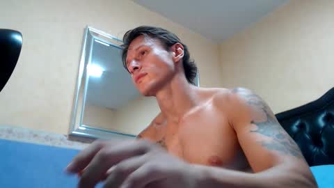 Snapshot of jamesmateo_ chatting on September 26, 3:15 am jamesmateo_ online show from September 26, 3:15 am