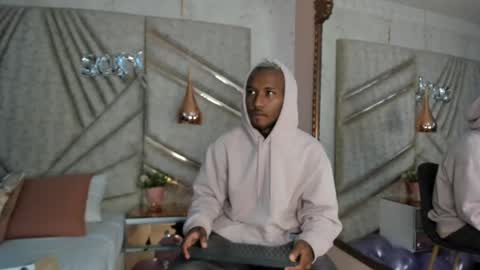 James  online show from February 20, 12:25 pm