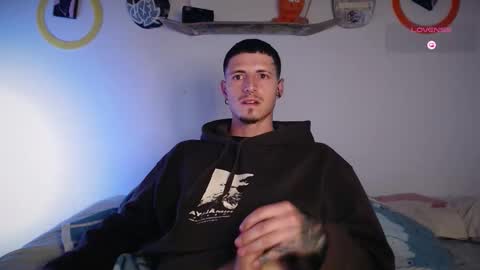 jamesss____ online show from November 14, 1:09 am