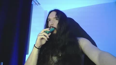 Snapshot of jamesvladi chatting on February 2, 1:45 am vlad online show from February 2, 1:45 am