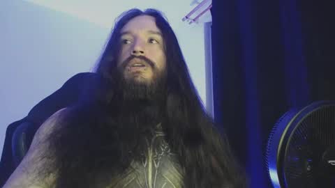Snapshot of jamesvladi chatting on January 12, 11:26 pm vlad online show from January 12, 11:26 pm