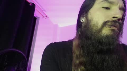 Snapshot of jamesvladi chatting on January 21, 2:11 am vlad online show from January 21, 2:11 am