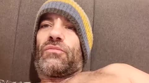 jamie198307 online show from December 15, 8:11 am