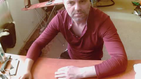 mature-man online show from March 2, 12:14 pm
