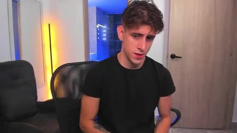 Snapshot of jasper__jones chatting on January 5, 6:46 am JASPER JONES online show from January 5, 6:46 am