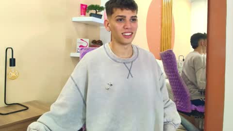 Snapshot of jasson_smit chatting on January 21, 12:46 pm J A S S O N online show from January 21, 12:46 pm