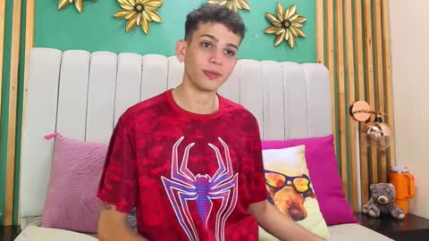 Snapshot of jasson_smit chatting on February 1, 12:47 pm J A S S O N online show from February 1, 12:47 pm