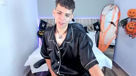 J A S S O N  online show from October 30, 3:02 pm