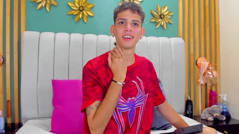Snapshot of jasson_smit chatting on December 28, 1:29 pm J A S S O N online show from December 28, 1:29 pm