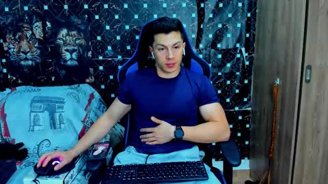 Javier online show from February 11, 3:11 am