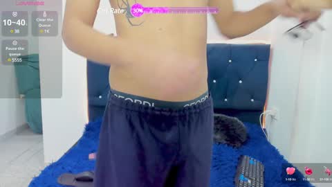 Snapshot of javieryalejandro chatting on January 28, 8:04 pm javieryalejandro online show from January 28, 8:04 pm