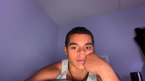 Snapshot of javiricorich chatting on September 22, 12:33 am javiSdick online show from September 22, 12:33 am
