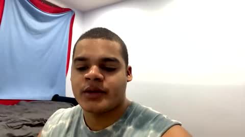 Snapshot of javiricorich chatting on February 16, 11:05 pm javiSdick online show from February 16, 11:05 pm