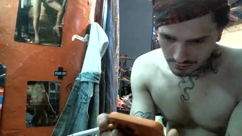 Snapshot of jax_skyfallin chatting on January 21, 11:02 pm jaxxx666 online show from January 21, 11:02 pm