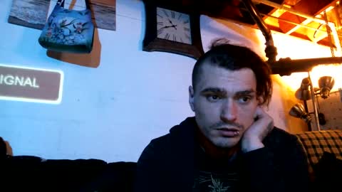 Snapshot of jax_skyfallin chatting on December 22, 7:33 am jaxxx666 online show from December 22, 7:33 am