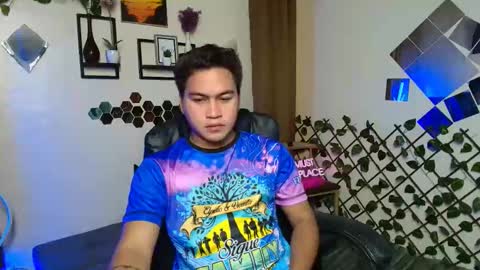 JL online show from February 3, 10:42 am