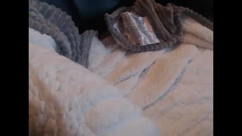 Snapshot of jayboo777 chatting on December 23, 11:28 pm sissy gurl online show from December 23, 11:28 pm