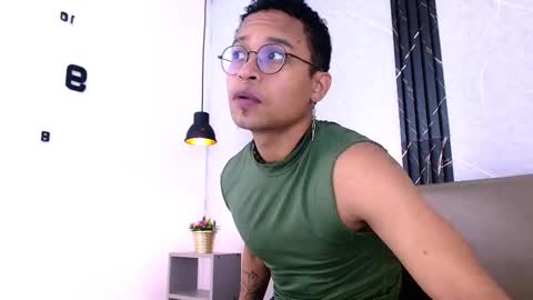 Jayden Morris online show from December 2, 11:02 am