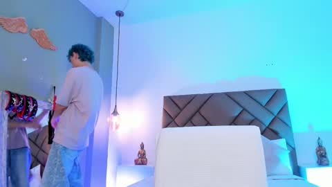 jaydenvillalobos online show from October 15, 1:30 pm