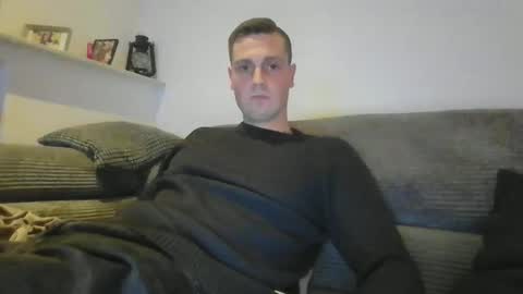 Snapshot of jayfex97 chatting on October 13, 5:41 pm jayfex97 online show from October 13, 5:41 pm
