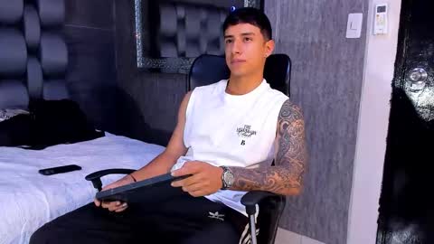 jaze_bradley online show from December 21, 2:03 pm