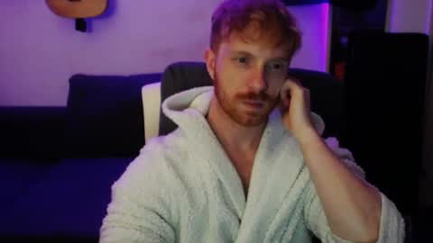 Snapshot of jb_cams chatting on December 24, 11:33 pm jb_cams online show from December 24, 11:33 pm