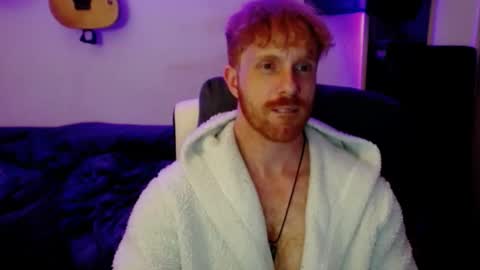 Snapshot of jb_cams chatting on December 22, 10:58 pm jb_cams online show from December 22, 10:58 pm