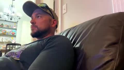 jbills910910 online show from March 27, 3:54 am