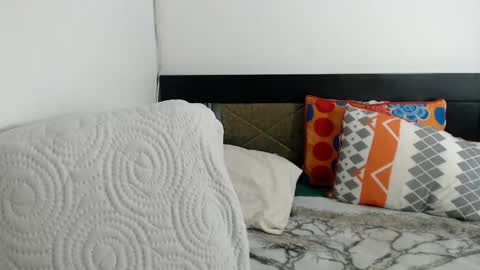 Lin online show from January 10, 8:11 pm