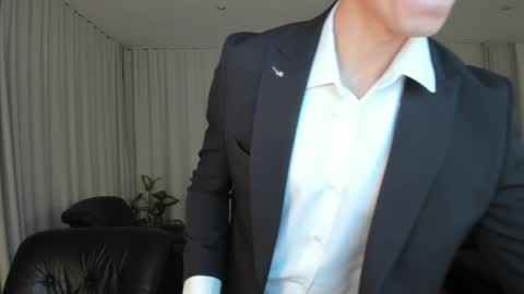 jdmontoya_ online show from December 24, 5:13 pm