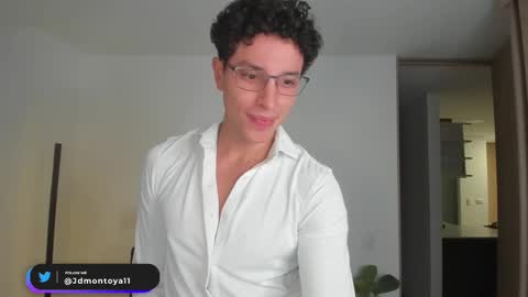 jdmontoya_ online show from February 22, 2:24 am