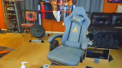 jdog00133 online show from November 4, 7:31 am