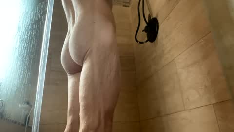 Snapshot of jdsocal1982 chatting on February 9, 9:49 pm bi muscle online show from February 9, 9:49 pm