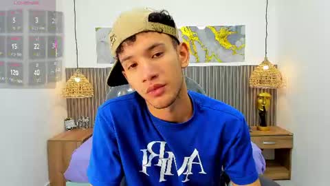 jdwhite18 online show from July 2, 12:42 am