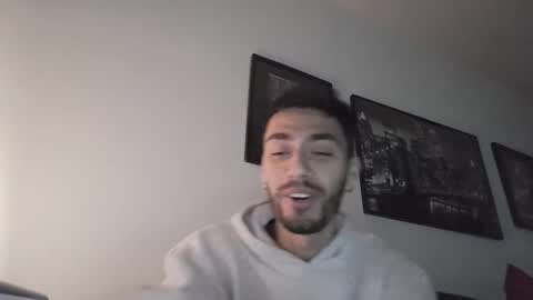 Snapshot of jeanpierbello7 chatting on December 22, 10:36 pm jean pier bello Silva online show from December 22, 10:36 pm