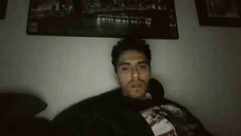 Snapshot of jeanpierbello7 chatting on March 2, 2:40 am jean pier bello Silva online show from March 2, 2:40 am