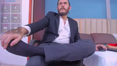 Jeanpiere online show from September 30, 3:45 am