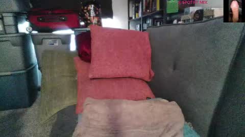 Snapshot of jedimastur chatting on February 10, 9:36 pm jedimastur online show from February 10, 9:36 pm