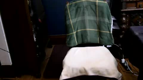 Snapshot of jeffkc chatting on December 15, 10:37 pm JeffKC online show from December 15, 10:37 pm