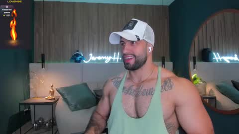 Snapshot of jeremy_harden chatting on February 25, 10:29 pm Jeremy online show from February 25, 10:29 pm