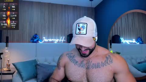 Snapshot of jeremy_harden chatting on February 11, 9:03 pm Jeremy online show from February 11, 9:03 pm