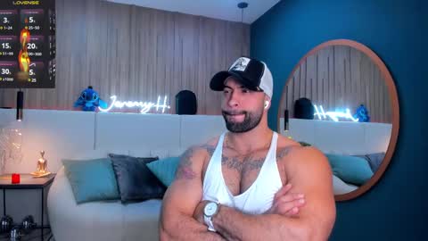 Snapshot of jeremy_harden chatting on February 20, 10:15 pm Jeremy online show from February 20, 10:15 pm