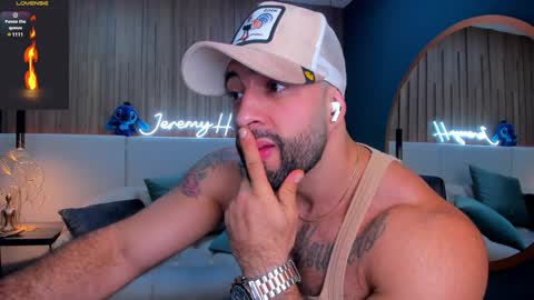 Snapshot of jeremy_harden chatting on January 21, 10:08 pm Jeremy online show from January 21, 10:08 pm