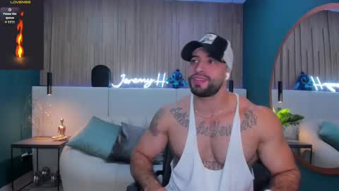 Snapshot of jeremy_harden chatting on February 24, 9:41 pm Jeremy online show from February 24, 9:41 pm