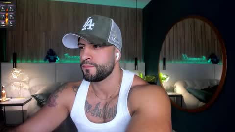 Snapshot of jeremy_harden chatting on September 11, 11:26 pm Jeremy online show from September 11, 11:26 pm