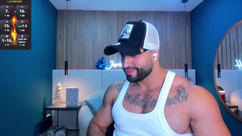 Snapshot of jeremy_harden chatting on December 23, 10:23 pm Jeremy online show from December 23, 10:23 pm