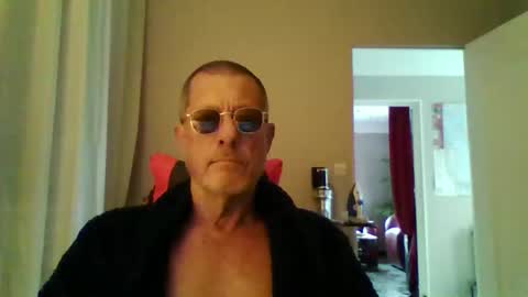 jerflor online show from October 22, 1:59 pm